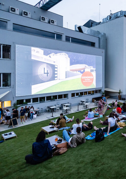 Dramaturgie kina Edison Filmhub na střeše DOXu